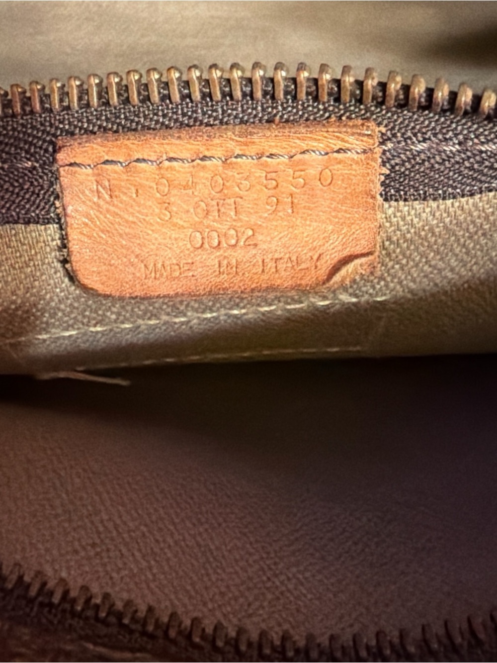 Vintage ETRO Milano Paisley Coated Canvas Boston Bag w/ Lock&Key - Full Set 1991 - Picture 8 of 8